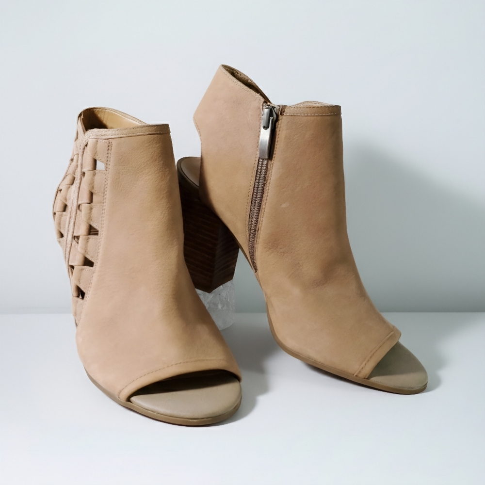 Franco Sarto Size 8 NEW Booties Marty Leather Peep Toe Woven Hinged Detail Block